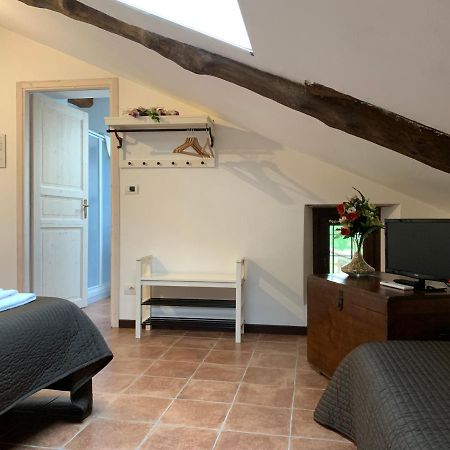 Bed and Breakfast Quattro Gatti Airasca Esterno foto
