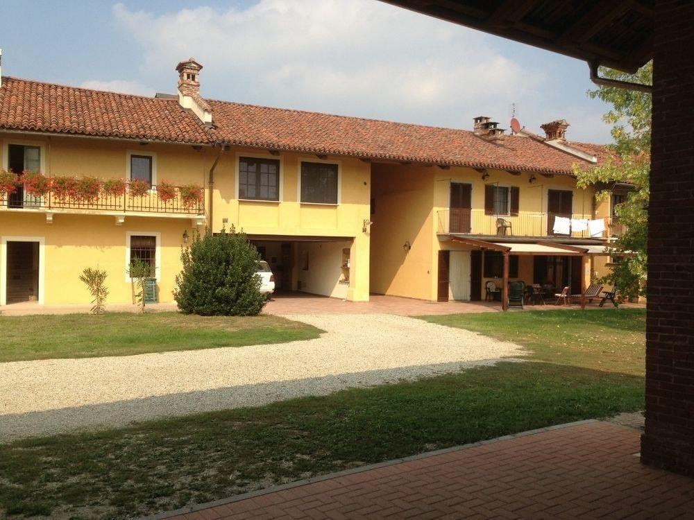 Bed and Breakfast Quattro Gatti Airasca Esterno foto