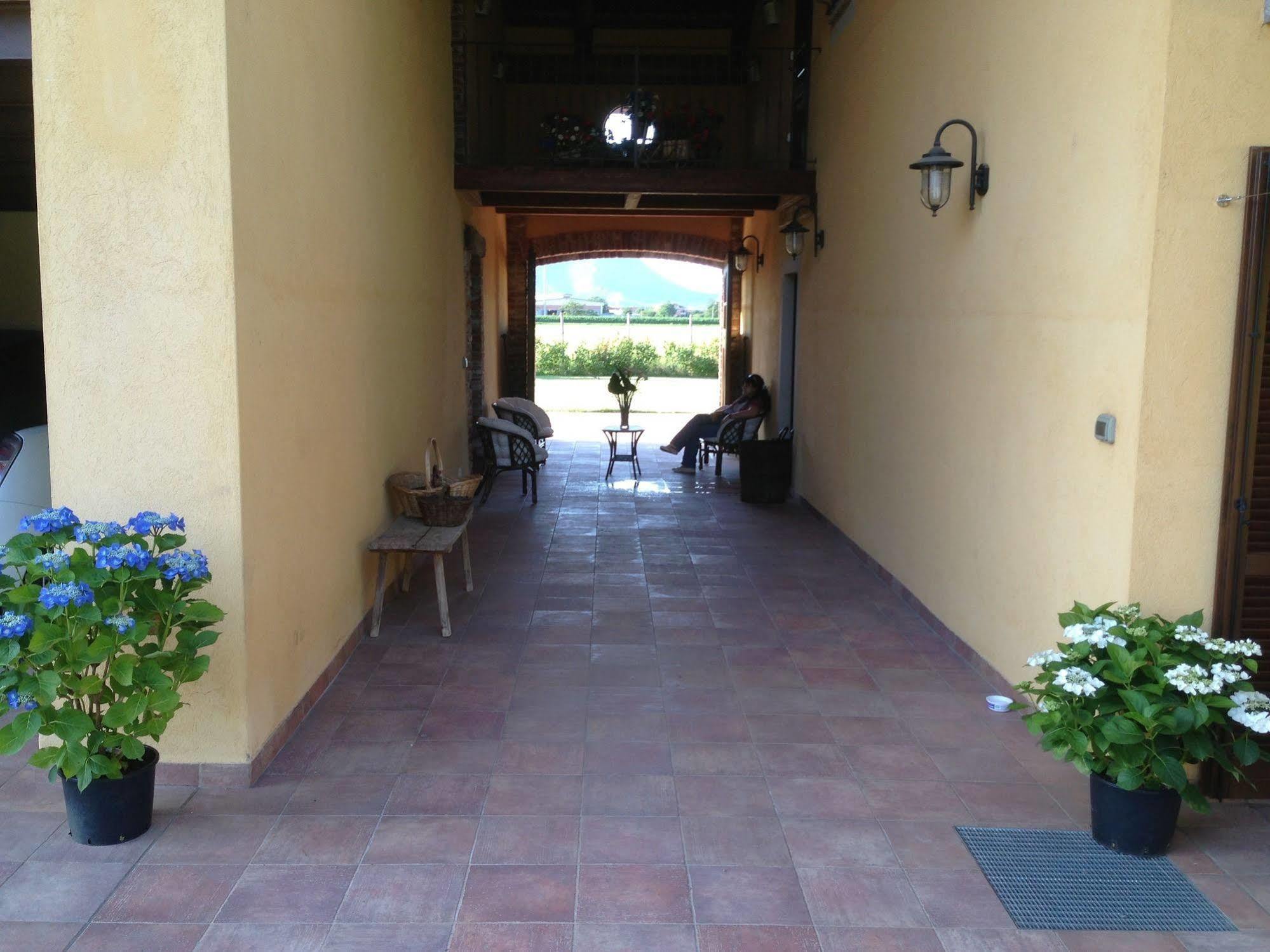 Bed and Breakfast Quattro Gatti Airasca Esterno foto