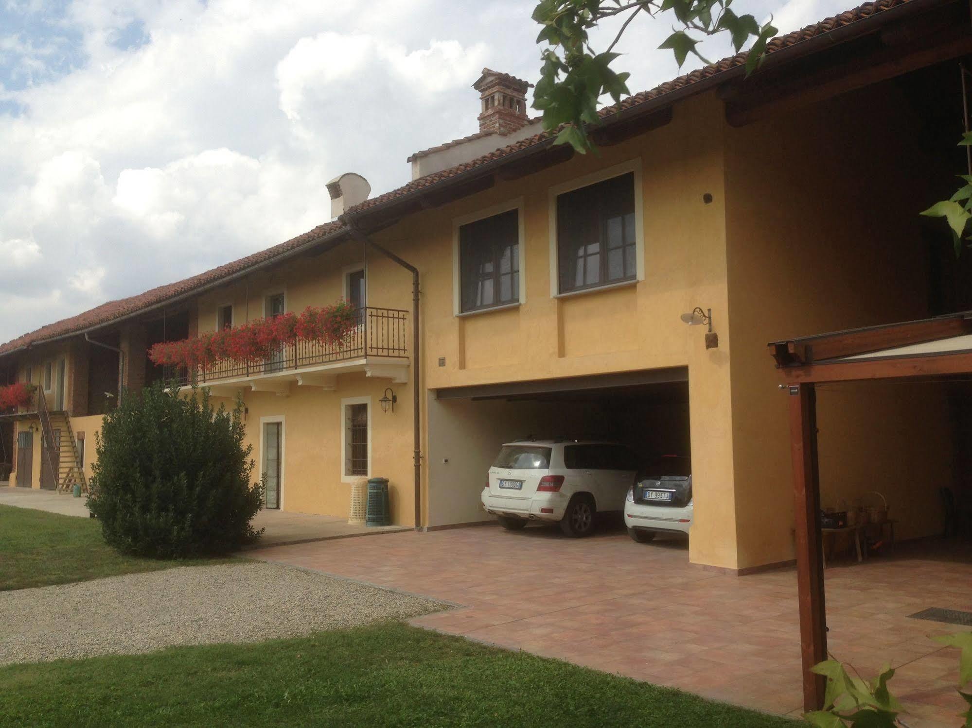 Bed and Breakfast Quattro Gatti Airasca Esterno foto